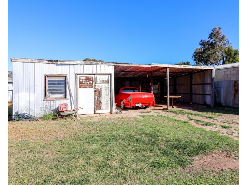 160 Murlong Street, Swan Hill VIC 3585