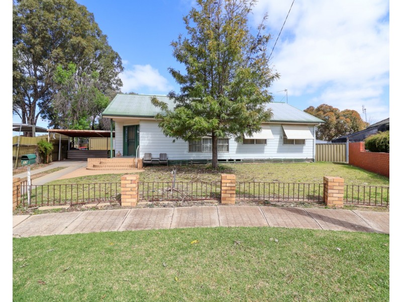 13 McAdam Court, Swan Hill VIC 3585