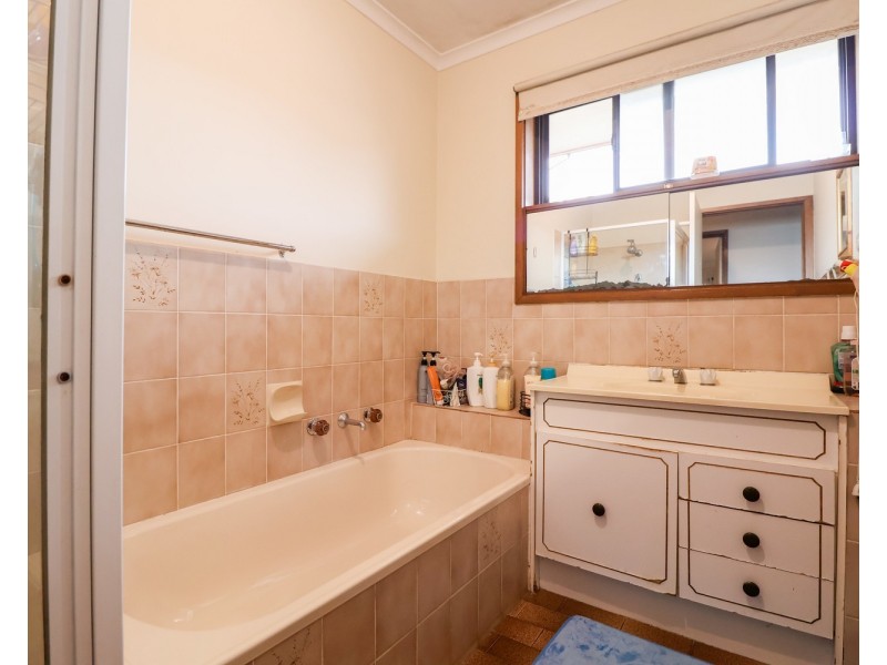 2/167 McCallum Street, Swan Hill VIC 3585