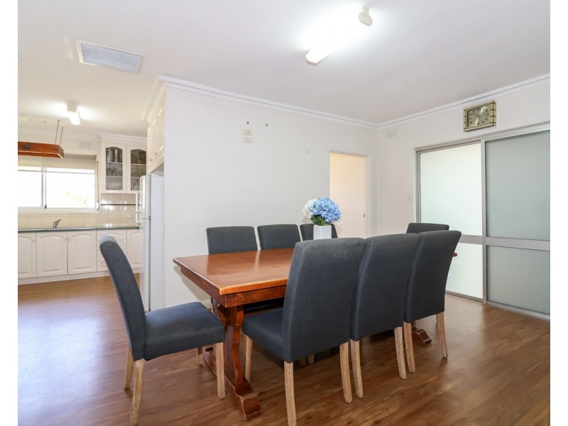 44 Pye Street, Swan Hill VIC 3585