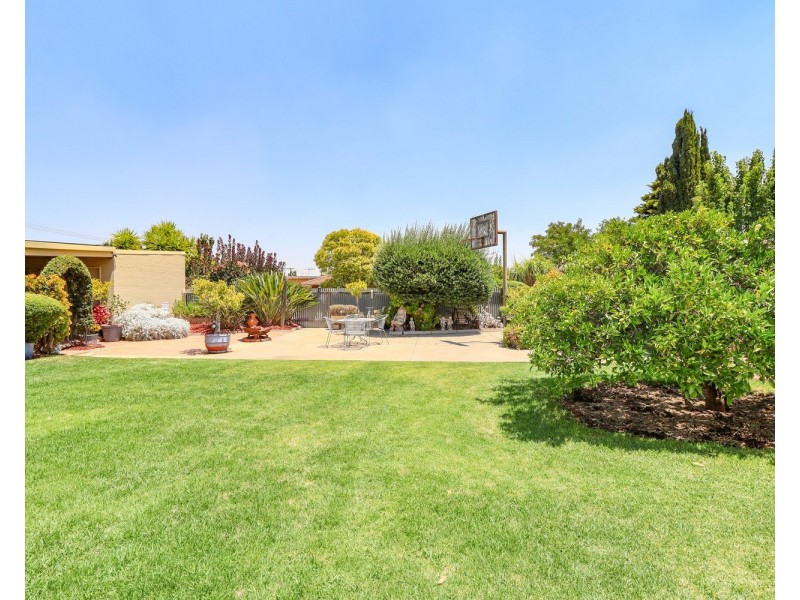44 Pye Street, Swan Hill VIC 3585