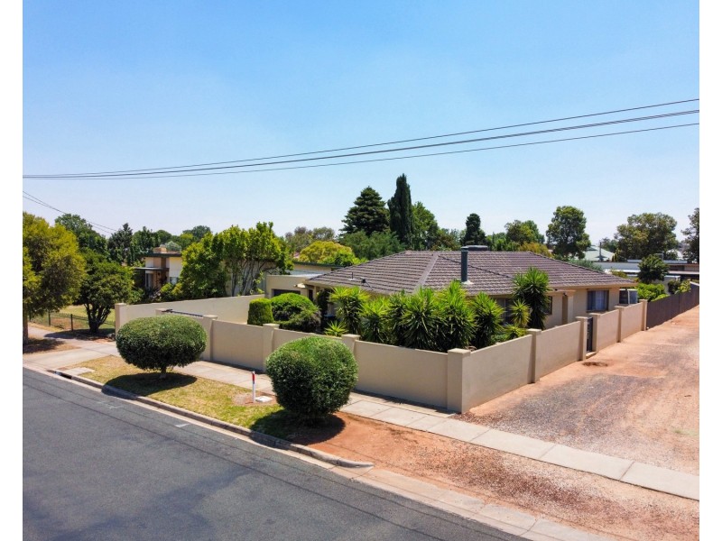 44 Pye Street, Swan Hill VIC 3585