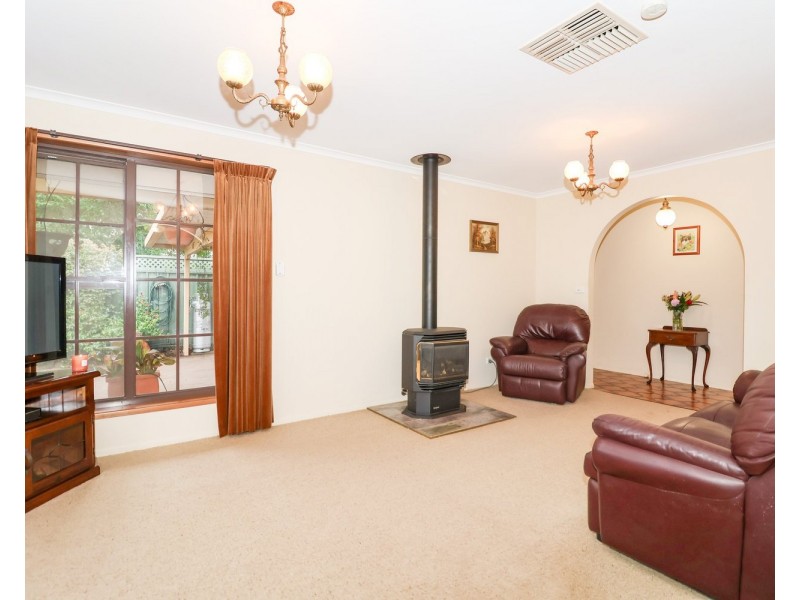 5 Blake Court, Swan Hill VIC 3585