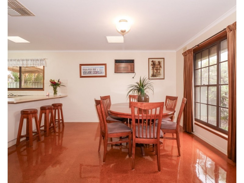 5 Blake Court, Swan Hill VIC 3585