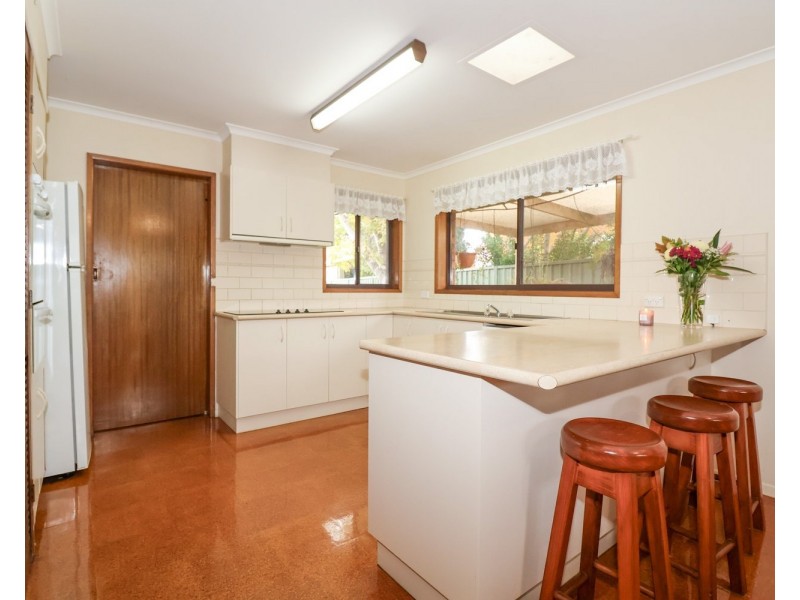 5 Blake Court, Swan Hill VIC 3585