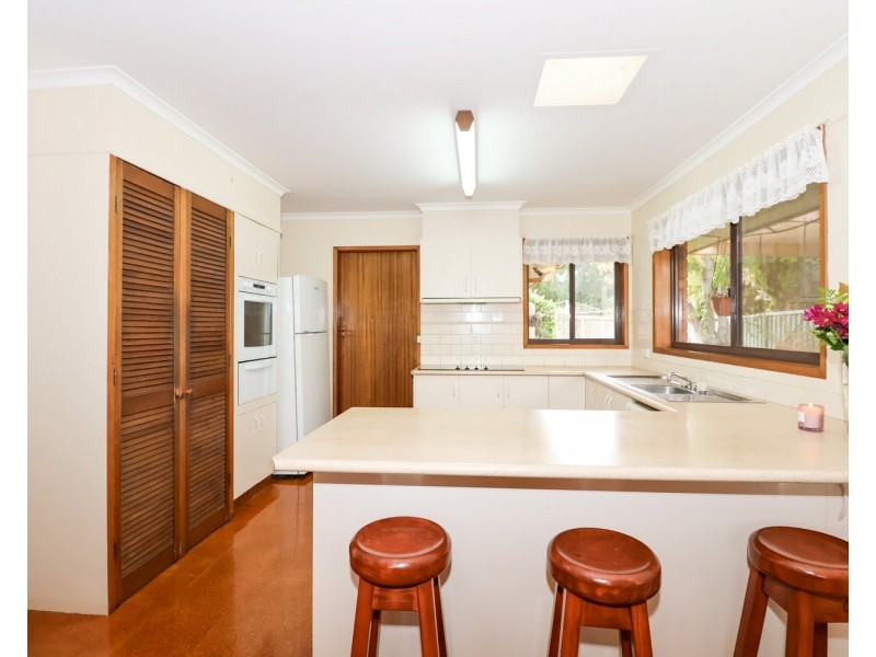 5 Blake Court, Swan Hill VIC 3585