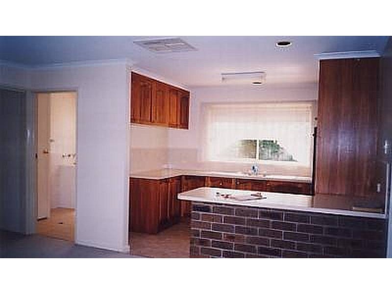 50 Parkview Drive, Swan Hill VIC 3585