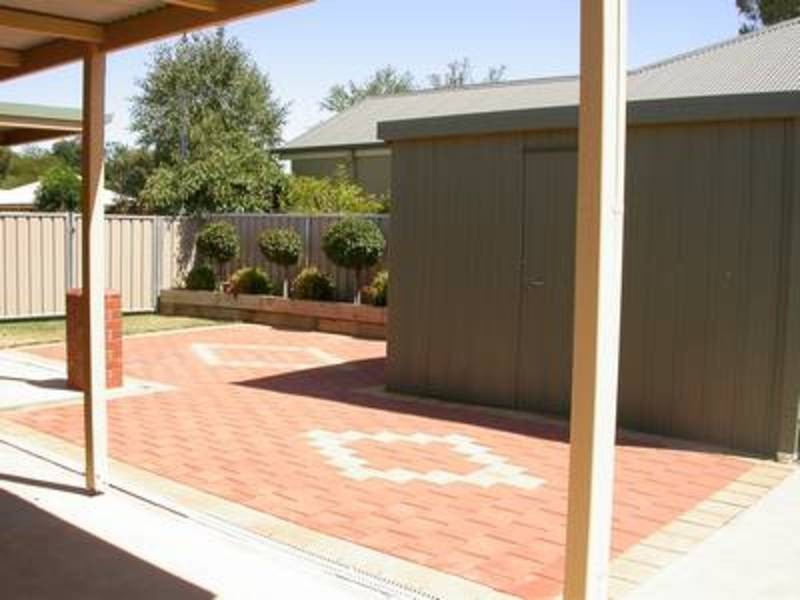1/5 Cleeland Drive, Swan Hill VIC 3585