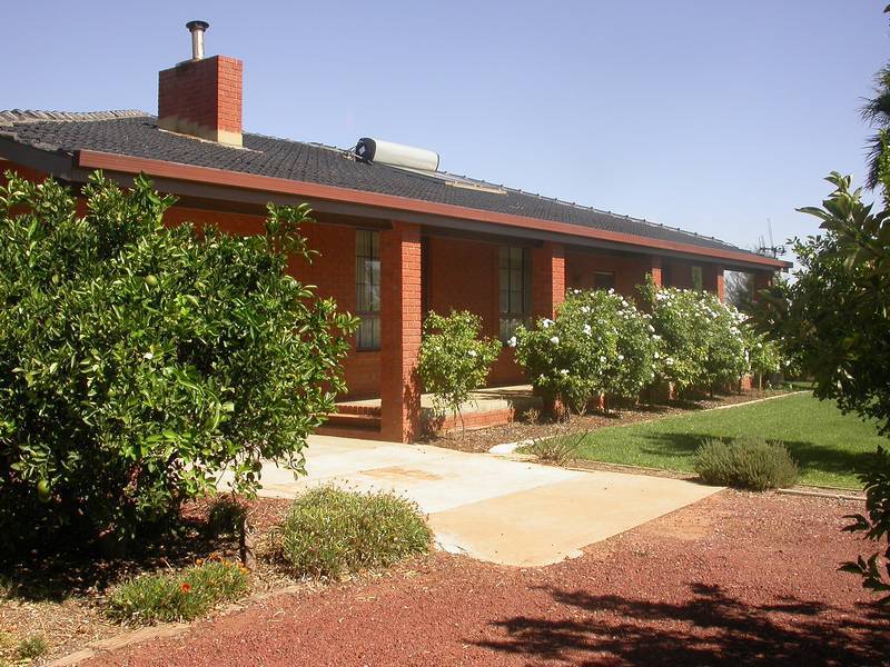 74 McGregor  Lane, Vinifera VIC 3591