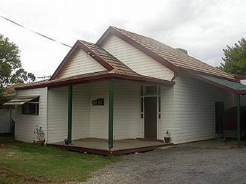 12 Gray Street, Swan Hill VIC 3585