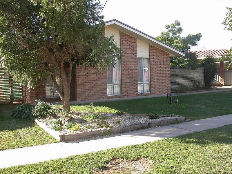 13 Goyne Crescent, Swan Hill VIC 3585