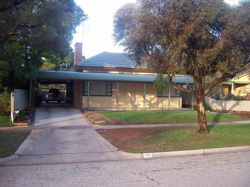 29 Gummow  Street, Swan Hill VIC 3585