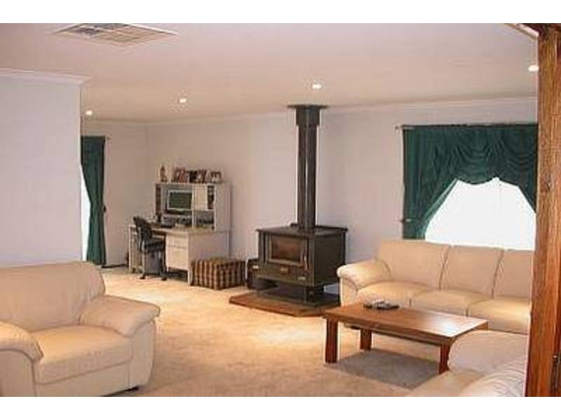 30 Bell Street, Nyah VIC 3594