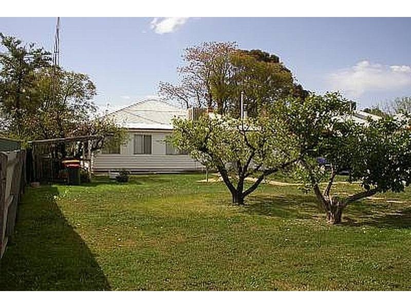 33 Pye Street, Swan Hill VIC 3585