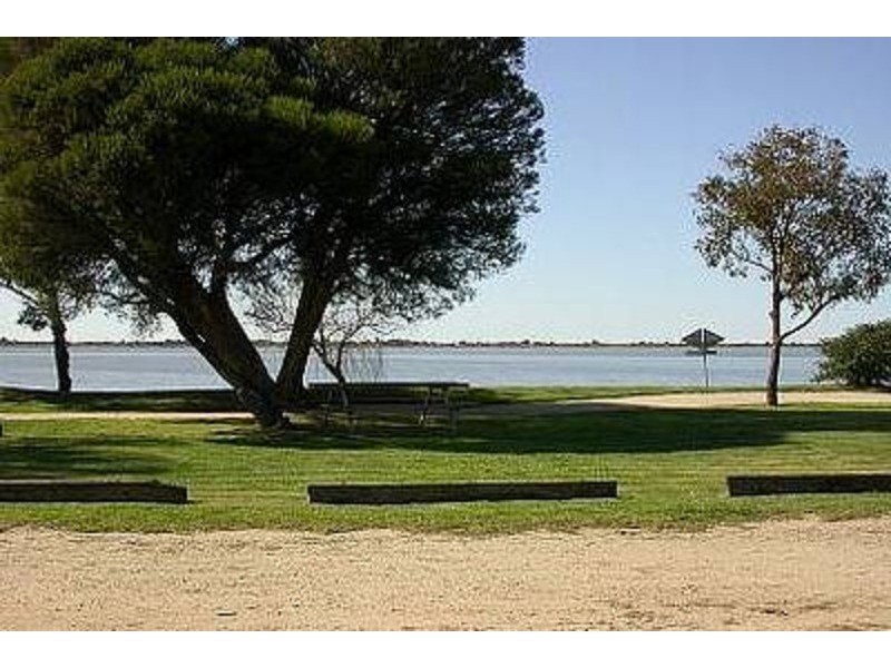 9 Willakool Drive, Lake Boga VIC 3584