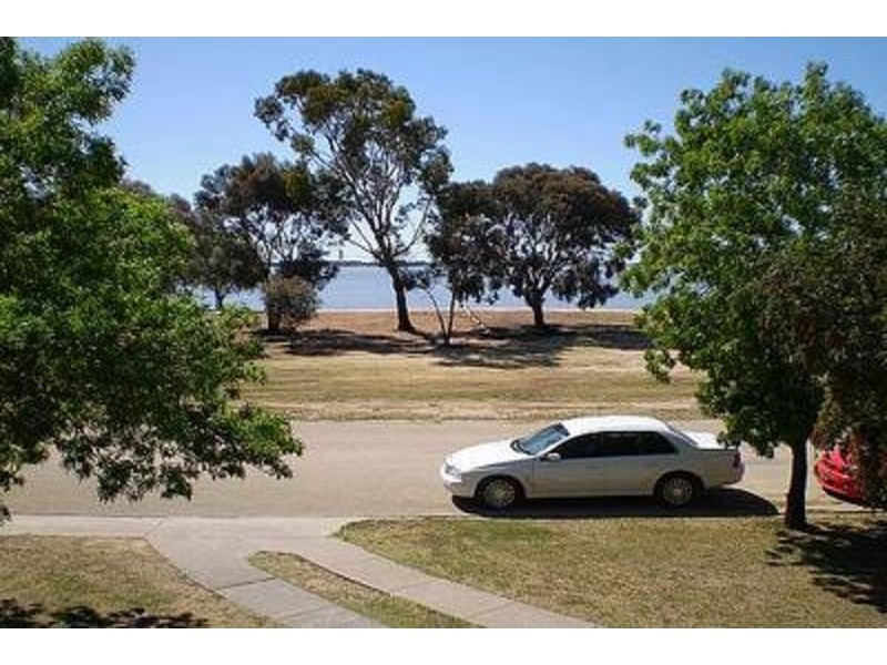 4 Willakool Drive, Lake Boga VIC 3584