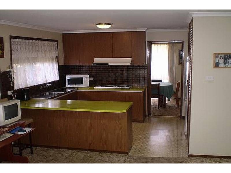 14 Adams Road, Swan Hill VIC 3585