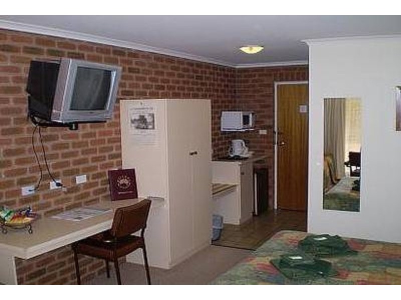 1 Sturt Highway, Balranald NSW 2715