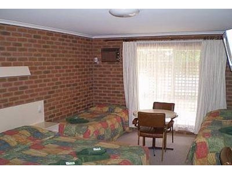 1 Sturt Highway, Balranald NSW 2715