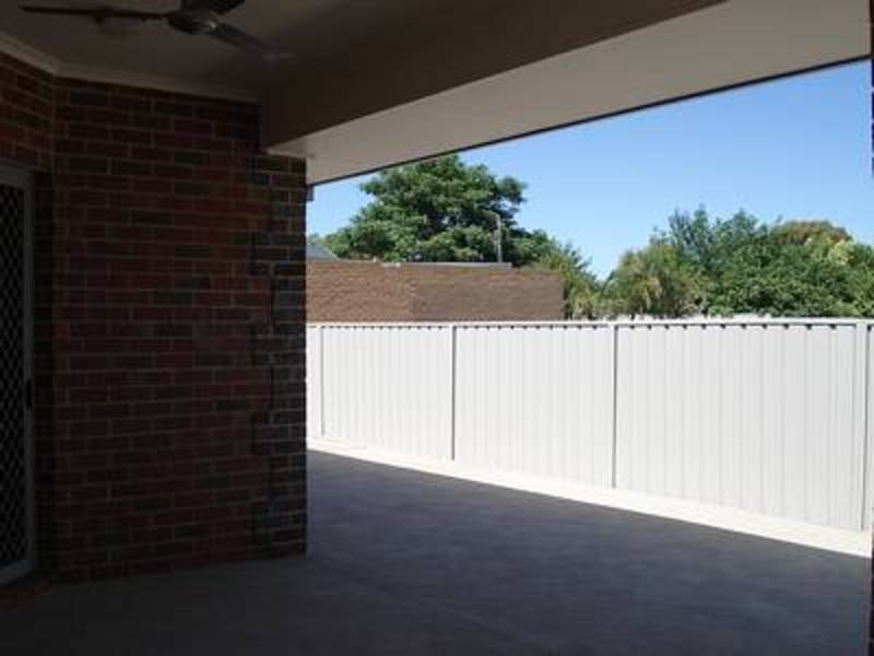 1/28b Pritchard Street, Swan Hill VIC 3585