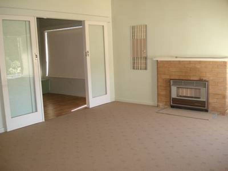 10 Ferguson Court, Swan Hill VIC 3585