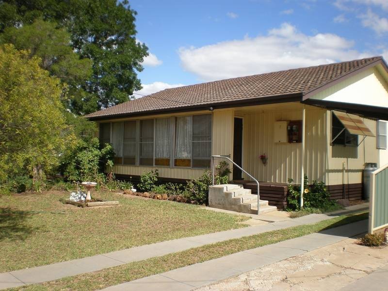 3 Bruton Grove, Swan Hill VIC 3585