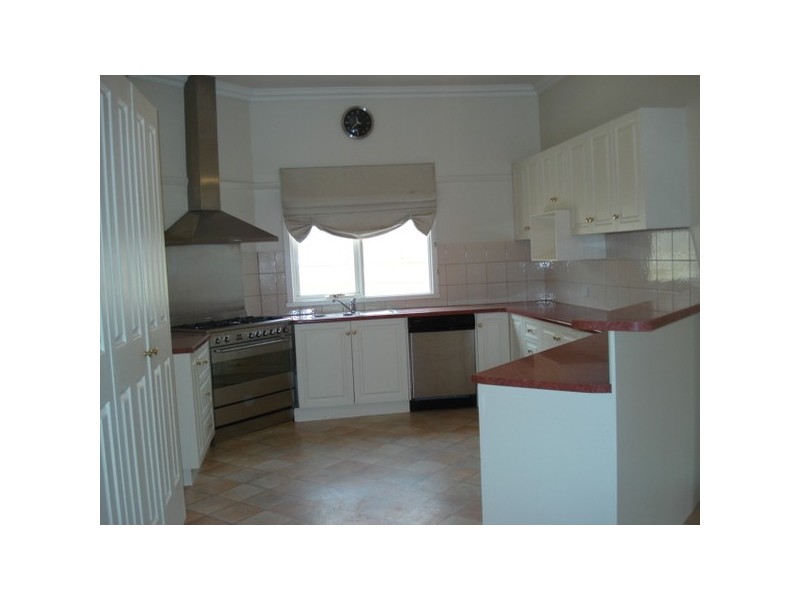 13 Connell Street, Swan Hill VIC 3585