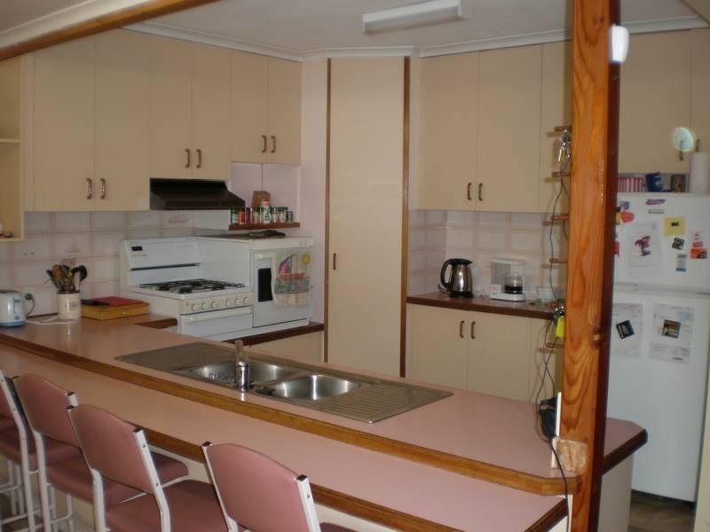 27 Pascoe Street, Swan Hill VIC 3585