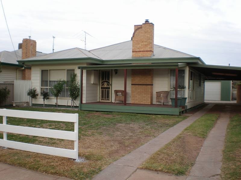 77 Thurla Street, Swan Hill VIC 3585