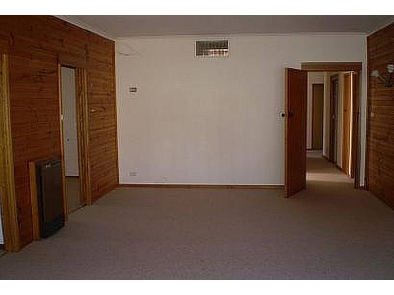 180 Stradbroke Avenue, Swan Hill VIC 3585