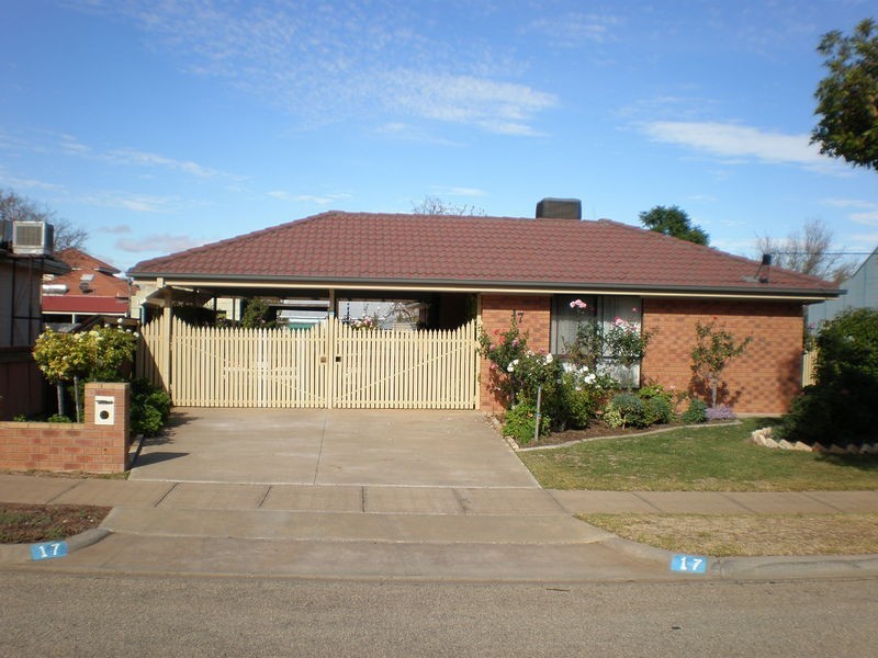 17 Donnington Street, Swan Hill VIC 3585