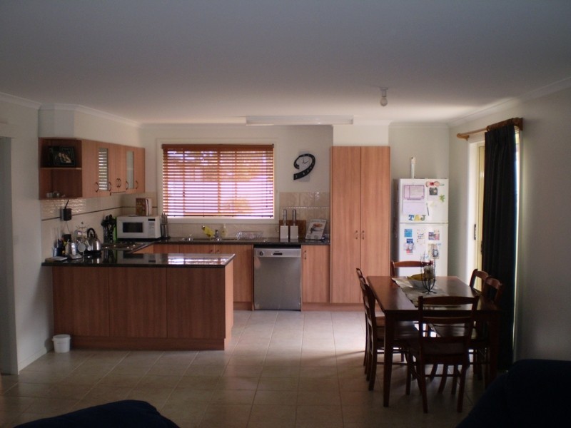 2/26 Dunstone Street, Swan Hill VIC 3585