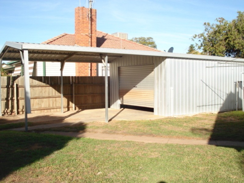 11 Cadell Street, Swan Hill VIC 3585