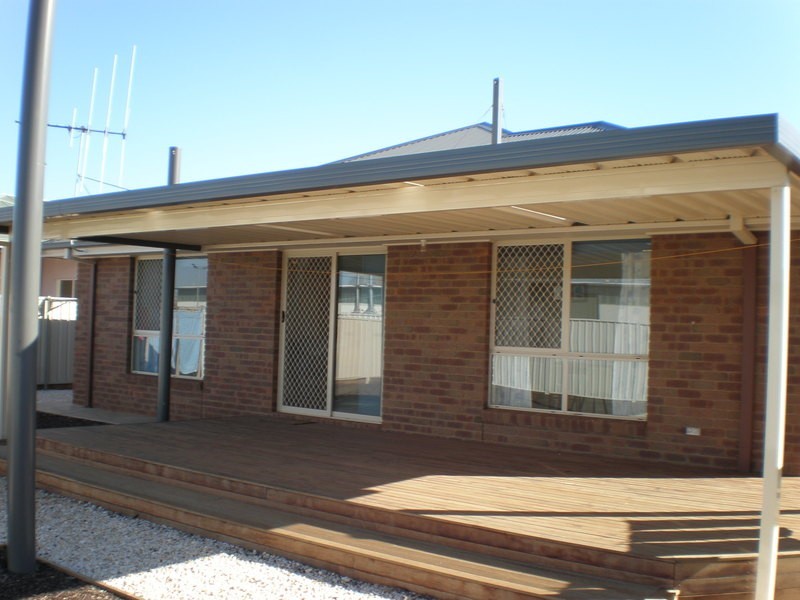 9 Village Way, Swan Hill VIC 3585