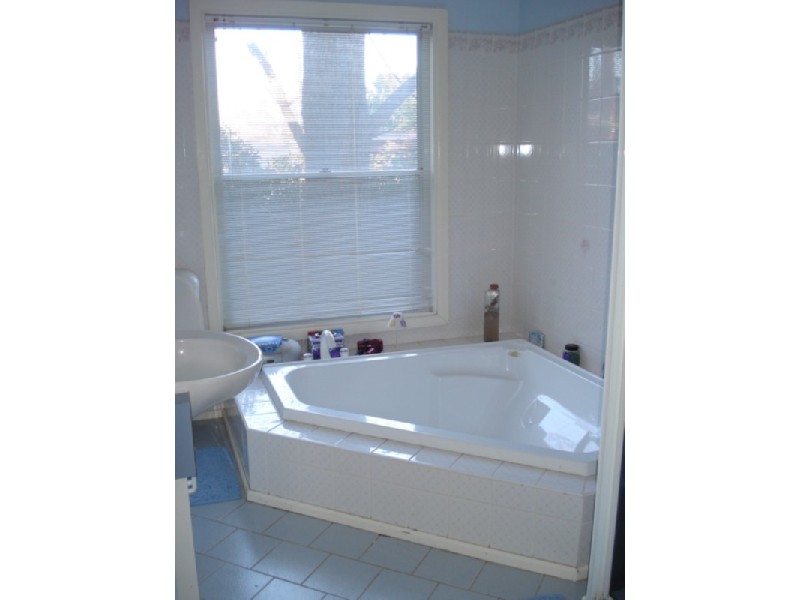 12 Gillespie Street, Swan Hill VIC 3585