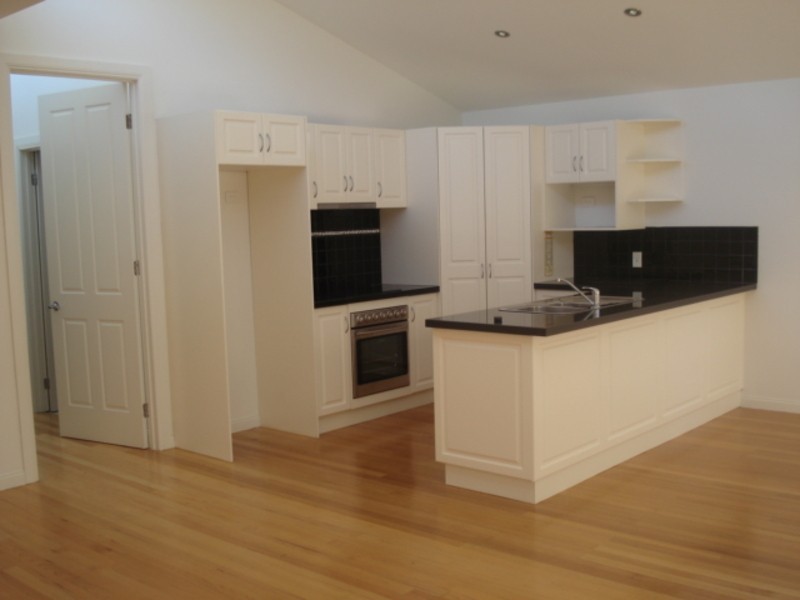 2/36 Palaroo Street, Swan Hill VIC 3585