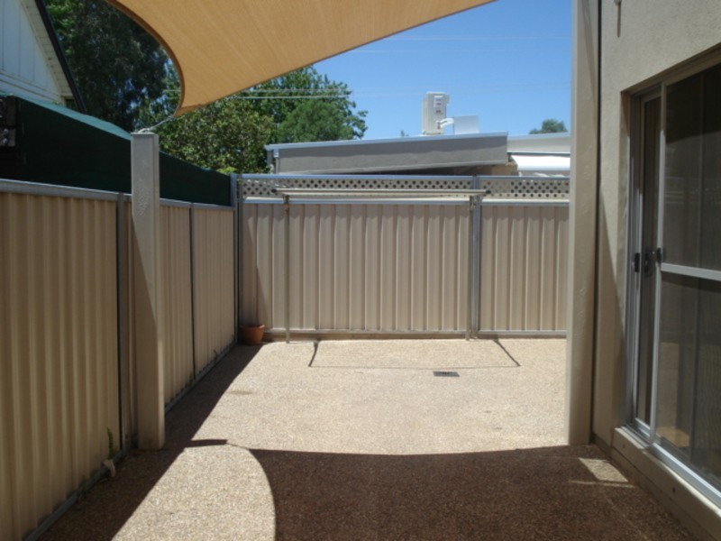 2/36 Palaroo Street, Swan Hill VIC 3585