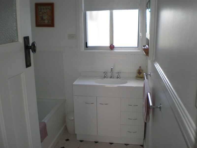 15 Douglas Avenue, Swan Hill VIC 3585