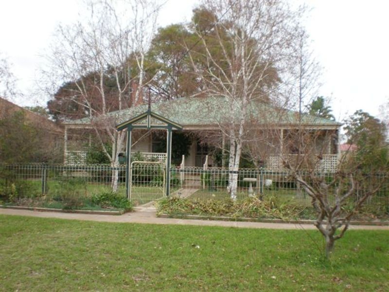 10 Wilson Street, Swan Hill VIC 3585