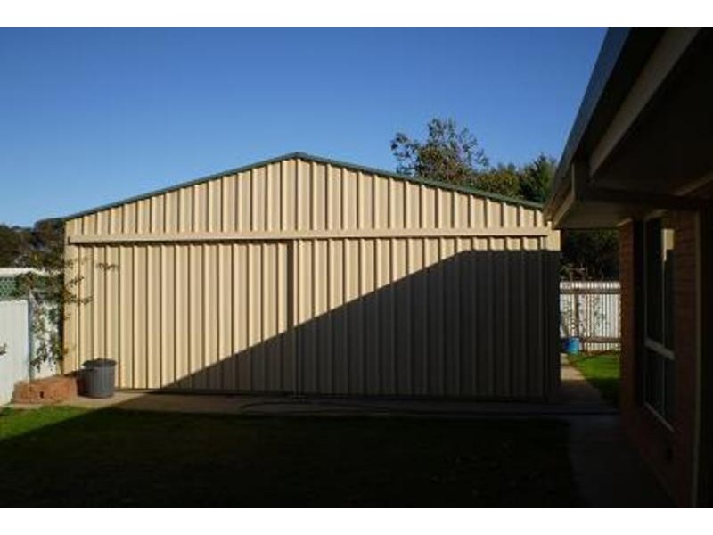 4 Makepeace Street, Swan Hill VIC 3585