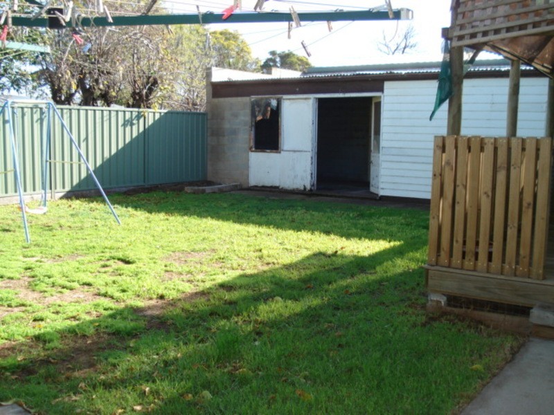 180 Stradbroke Avenue, Swan Hill VIC 3585