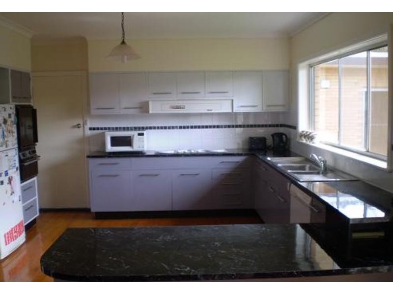 32 Gray Street, Swan Hill VIC 3585