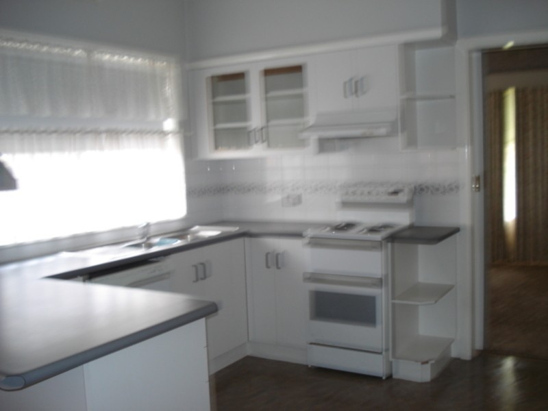 27 Marraboor Street, Swan Hill VIC 3585