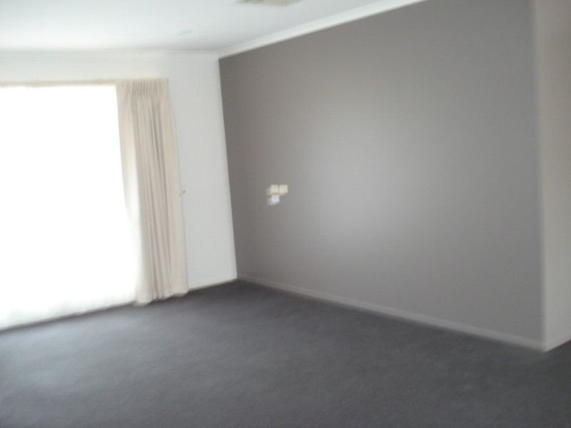 2/12 Splatt Street, Swan Hill VIC 3585