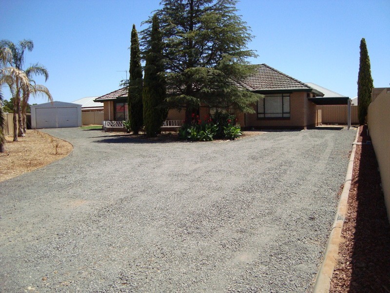 16 Parnee Street, Swan Hill VIC 3585