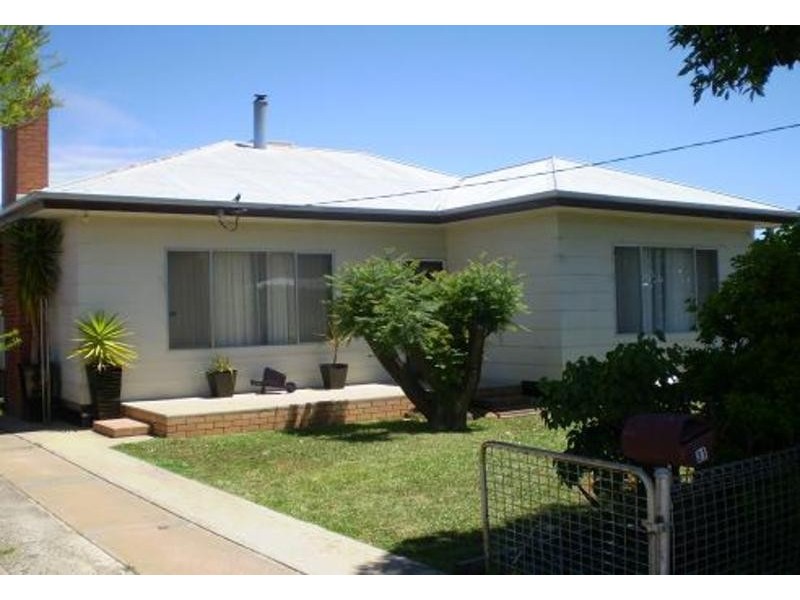 31 Donnington Street, Swan Hill VIC 3585