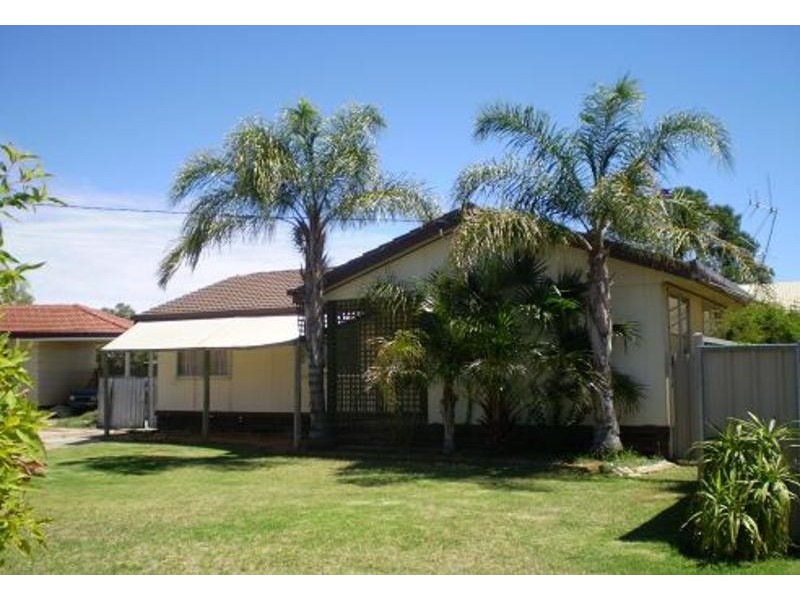 4 Freeman Court, Swan Hill VIC 3585