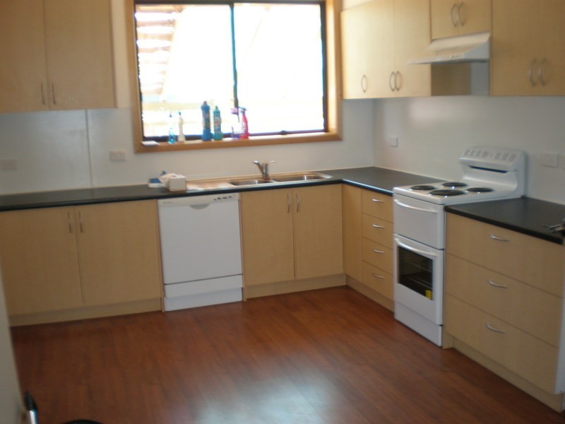 40 Stradbroke Avenue, Swan Hill VIC 3585