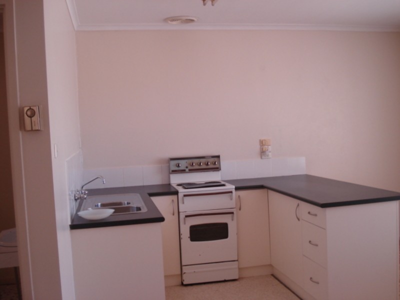 2/42 Rutherford Street, Swan Hill VIC 3585