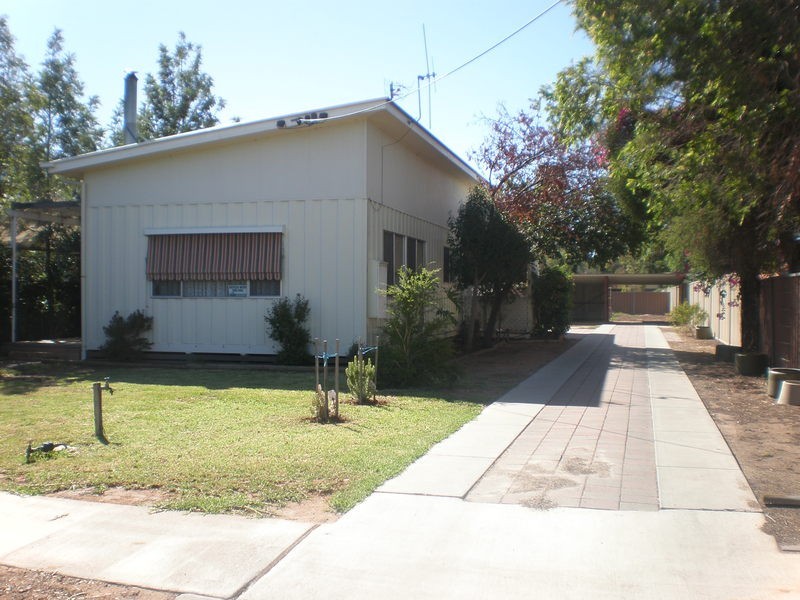 35 Palaroo Street, Swan Hill VIC 3585